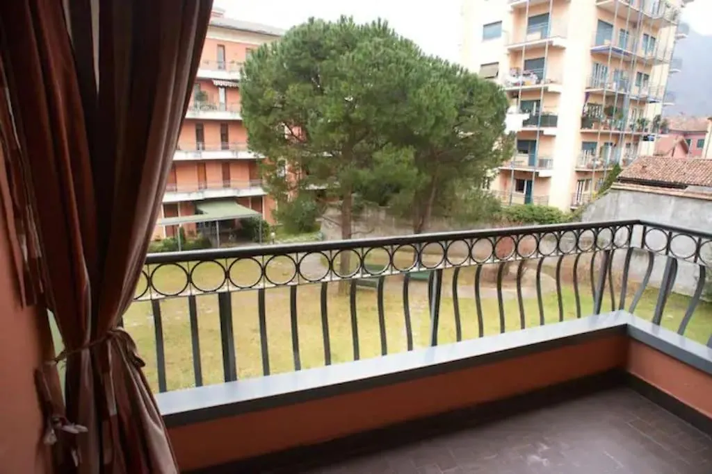 Como 101, Centro Citta Italy