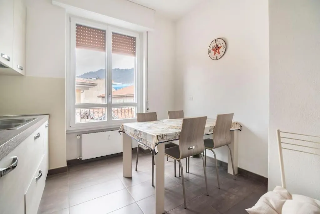 Apartment Como 101, Centro Citta Italy